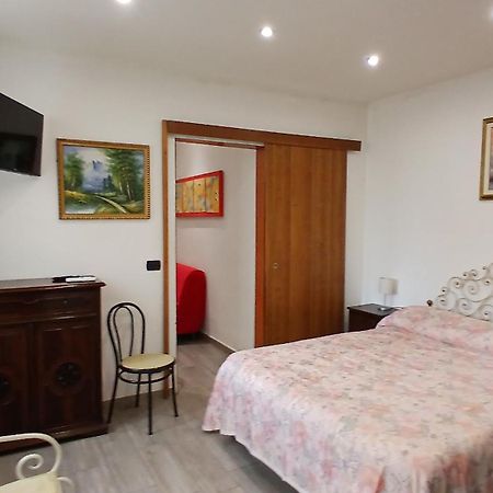 Appartamento Torrione Vallecrosia Exterior foto